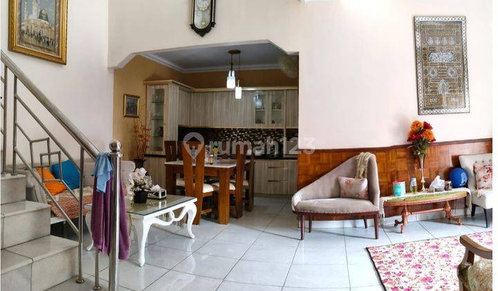 Pondok Kelapa  rumah huk Jalan Taman Malaka Utara  akseske kampus Dharma Persada 2