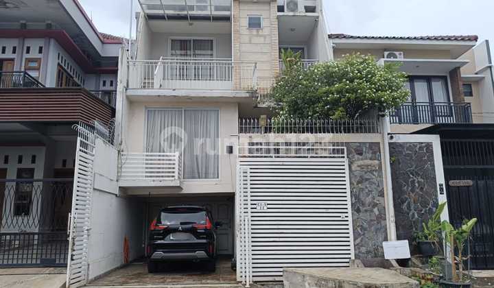 Rumah 3 Lantai di Billymoon Pondok Kelapa Jakarta Timur 2