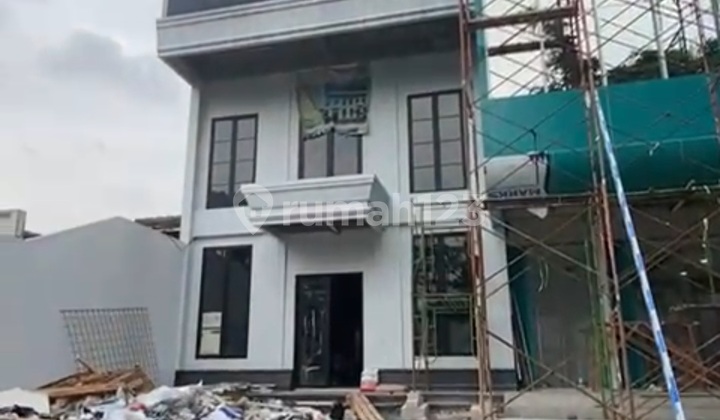 Rujo 3 1/2 Lantai Jln Raya Kolonel Sugiono Cocok untuk Kantor