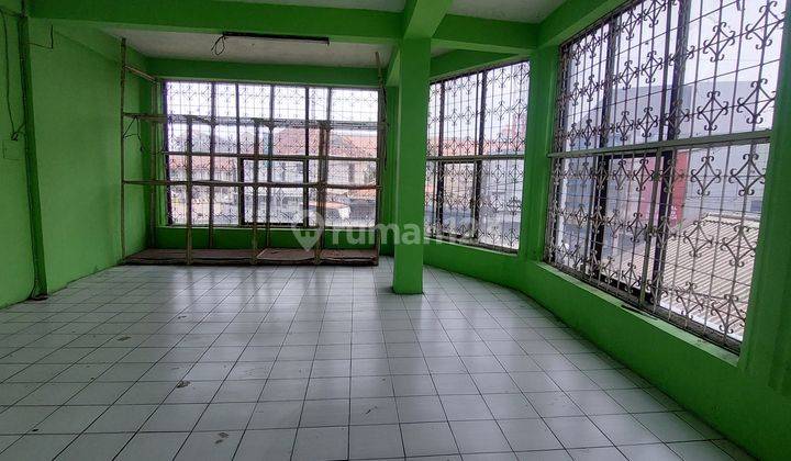 Ruko strategis hoek di Asemka pintu kecil  3