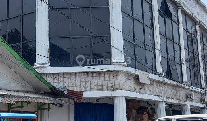Ruko strategis hoek di Asemka pintu kecil  6