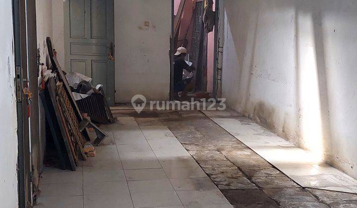 Rumah Pulo Macan Tomang Hadap Taman Jarang Ada 1