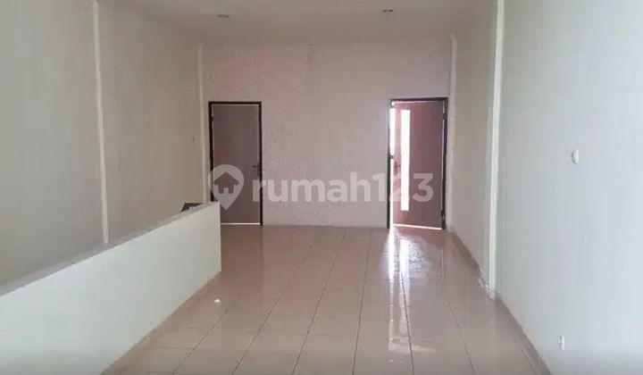 Attached Shophouse in Kemanggisan 2