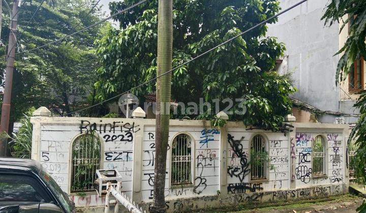 Tanah, di Kembangan Selatan,