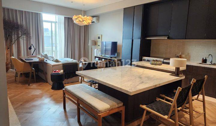 Senayan Residence one BR dijual kondisi fully furnished 1