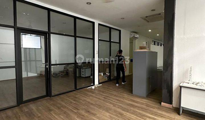 Mini Building disewakan di Kemang Raya 4