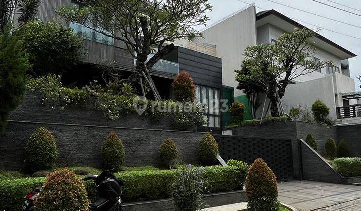 Dijual Rumah luxury modern di Simprug  1