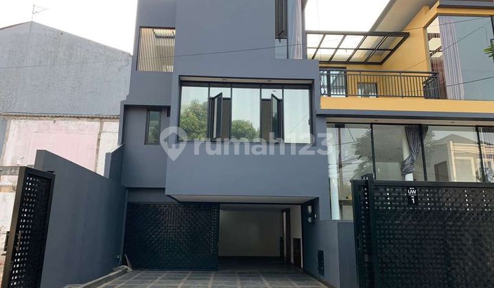 Rumah disewakan di Pondok Indah bisa untuk kantor 1