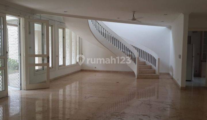 Rumah disewakan di Ampera bisa kantor 1