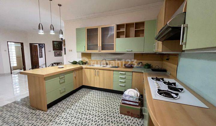 Rumah Furnished Asri Di Ampera 2