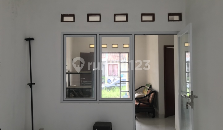 Rumah Asri di Perumahan Sawangan, Strategis Dekat Tol. 1