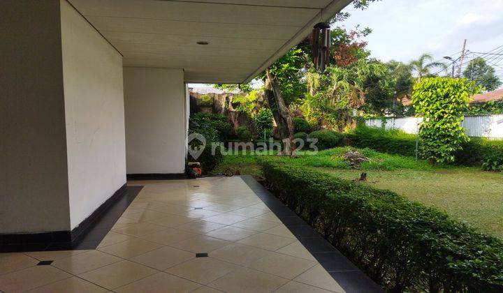 Rumah Klasik Di Kemang Lokasi Strategis, Harga Menarik 2