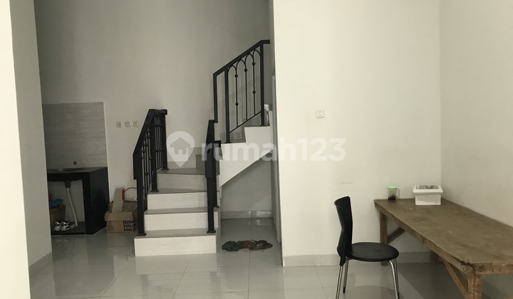 Rumah Baru Jagakarsa Dalam Cluster Dekat Tol 2