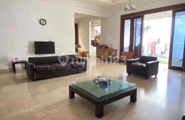 Rumah di Kebayoran Baru, Dekat Sudirman, Best Location.