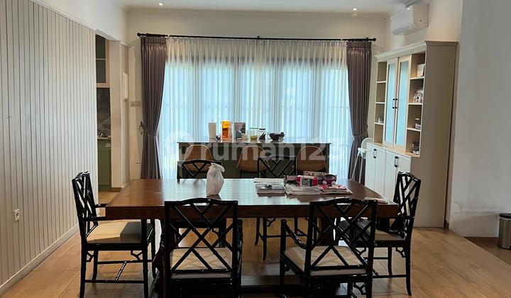 Rumah Bagus Ciputat Pinggir Jalan Raya