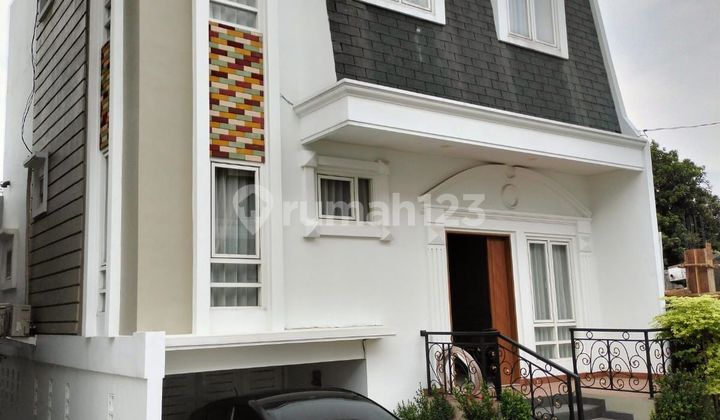 Rumah Dalam Town House di Cilandak Dekat Toll. Rumah Dalam Town House di Cilandak Dekat Toll.