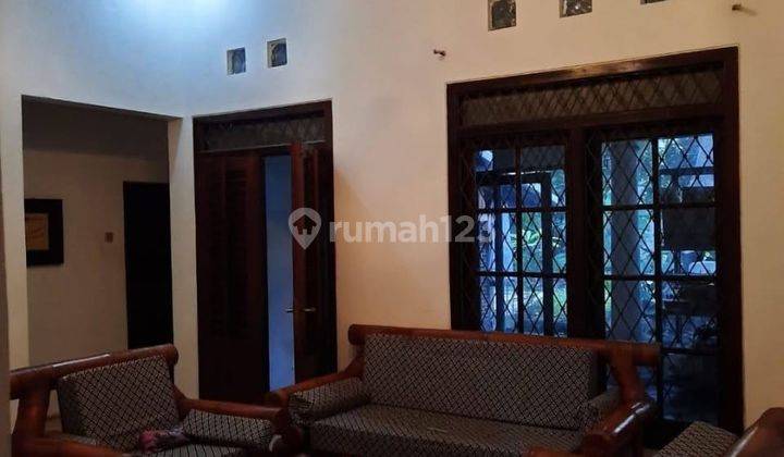 Rumah Klasik Di Cipete, Harga Menarik Untuk Invest. Dekat Mrt. 1