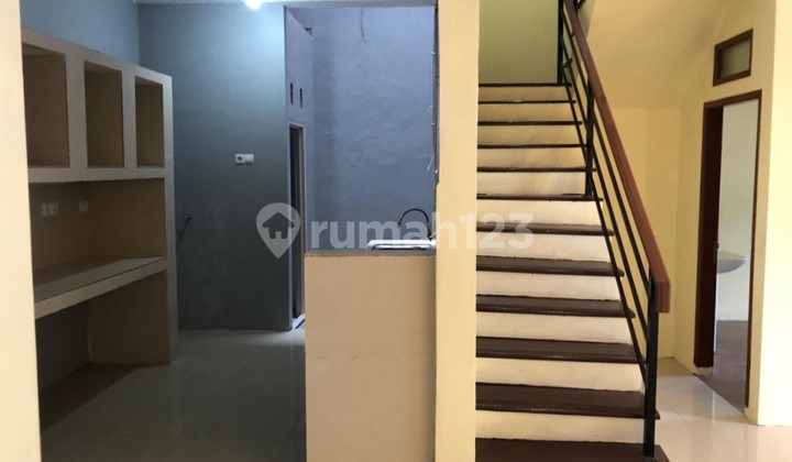 Rumah Dalam Cluster One Gate Bagus Dan Terawat Di Cinere 2