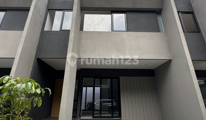 Rumah Baru Design Modern Minimalis Di Jagakarsa 2