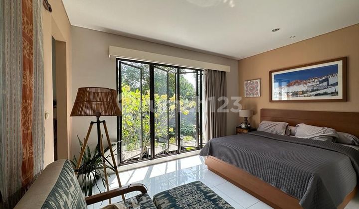 Good Modern Minimalist Aesthetic House in Jagakarsa Good Modern Minimalist Aesthetic House in Jagakarsa