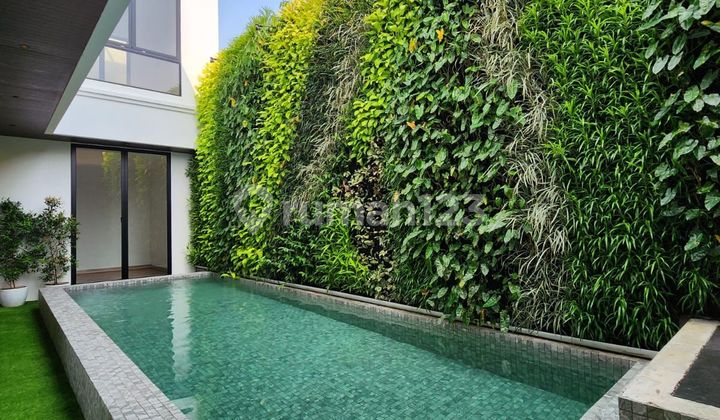 Rumah Brandnew Lux ada Pool dan Rooftop di Pondok Indah Rumah Brandnew Lux ada Pool dan Rooftop di Pondok Indah
