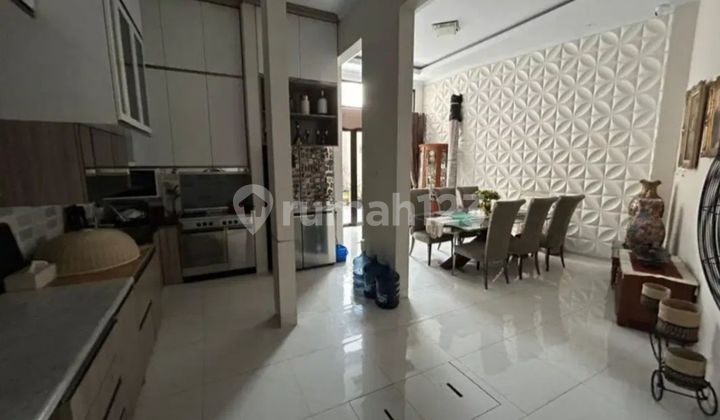 Rumah Bagus dan Modern Full Furnish di Jagakarsa  2