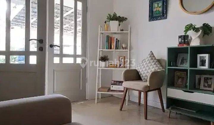 Rumah Sudah Renovasi Design Scandinavian di Petukangan 1