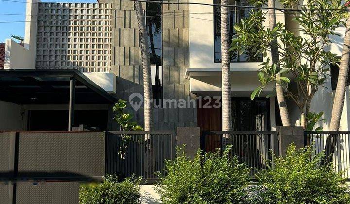 Rumah Brandnew Modern Glass House di Permata Hijau  2