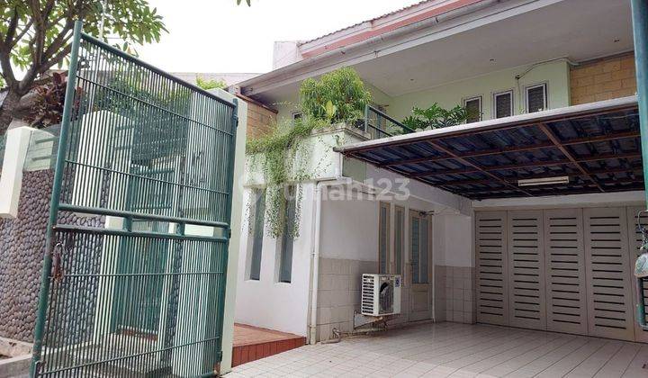 Rumah di Lokasi Premium dalam Komplek Lebak Bulus 1