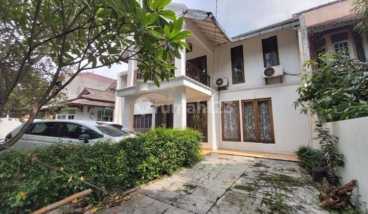 Rumah 2 Lantai Megah di Bintaro Jakarta Selatan  1