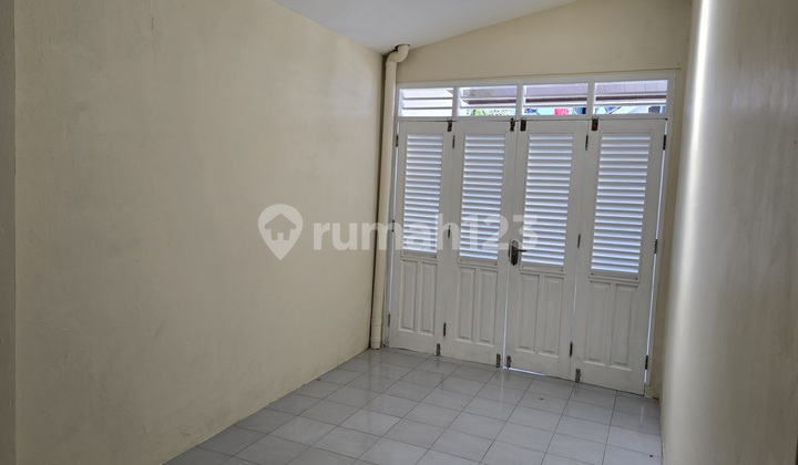 Newly Renovated House in a Complex in Pamulang 2