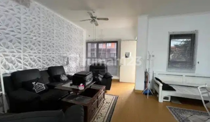 Minimalist Modern Furnished Rental House in a Cluster in Ciputat