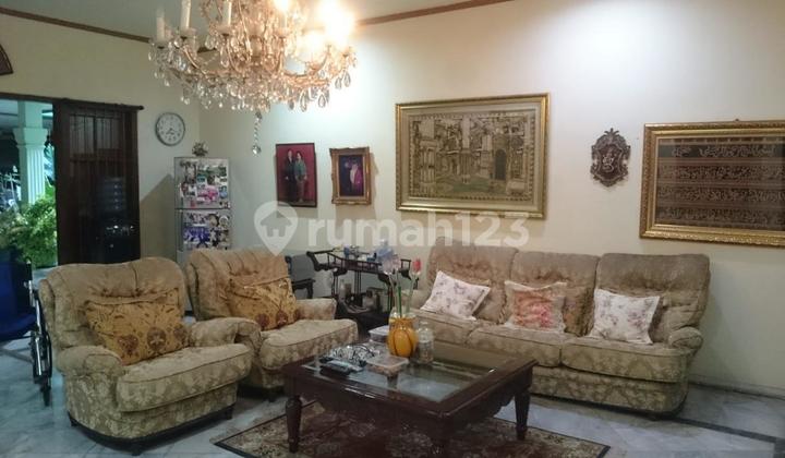 Rumah Mewah Tanah Luas Jalanan Lebar Di Pancoran