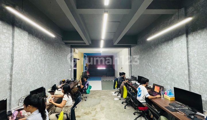 2 Ruko Gandeng Cocok Untuk Kantor Atau Usaha Di Fatmawati Dekat Mrt 2 Ruko Gandeng Cocok Untuk Kantor Atau Usaha Di Fatmawati Dekat Mrt