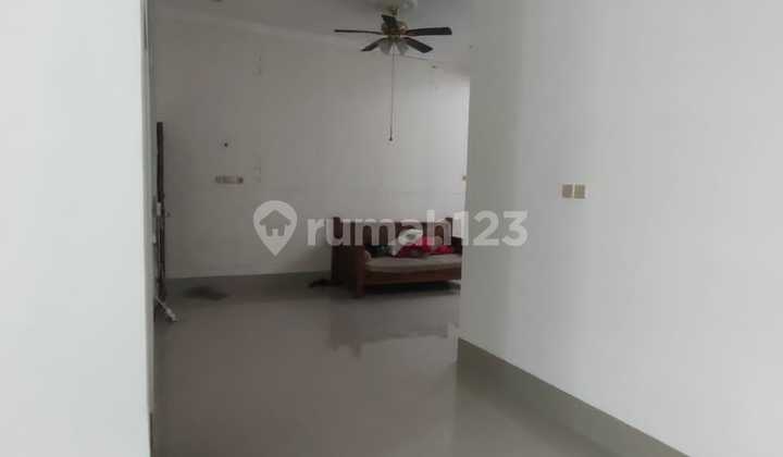 Rumah Sewa 5 Kamar Tidur Lokasi Dekat Kemang Dan Pancoran Jakarta Selatan