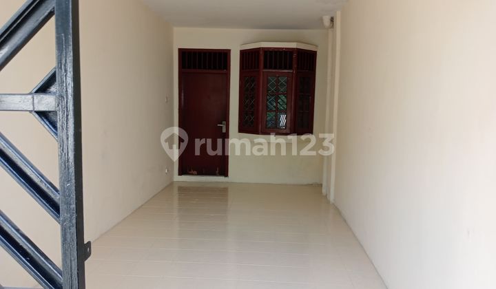 Rumah Sewa Lokasi Strategis Di Pusat Kota Kebayoran Baru 1