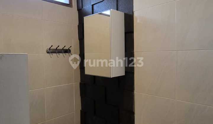 Rent House Can Be Used for Office Strategic Location In Pancoran