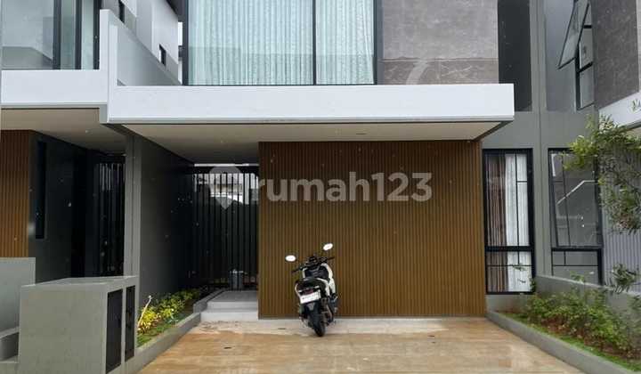 Rumah Sewa Bagus 2 Lantai Dalam Komplek Siap Huni