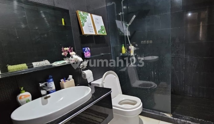 Rumah Sewa Furnished Modern Dan Bagus Lokasi Strategis Jakarta Selatan 2