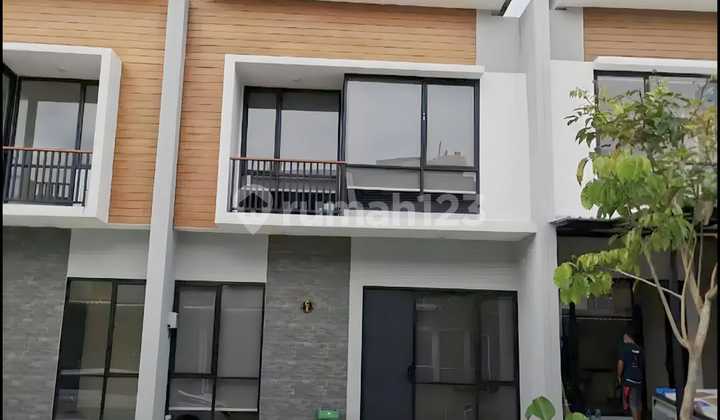 Rumah Baru 2 Lantai Siap Huni Di Bogor Selatan Rumah Baru 2 Lantai Siap Huni Di Bogor Selatan