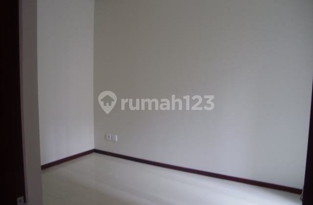 For Sale - Apartemen 2 BR+ Non Furnish Di Royal Medit Tanjung Duren 2
