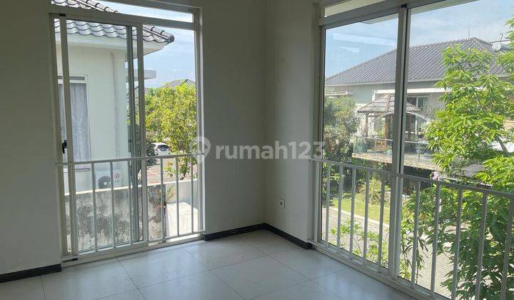 Rumah cantik Purbasari siap huni di kota baru Parahyangan  1