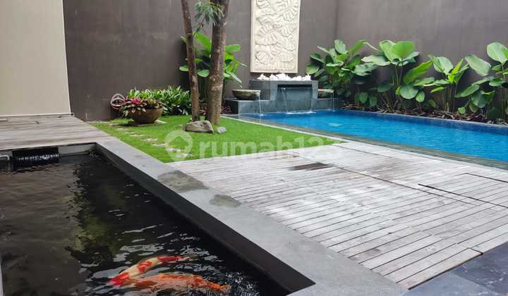 Rumah cantik larangtapa siap huni di kota baru Parahyangan 2