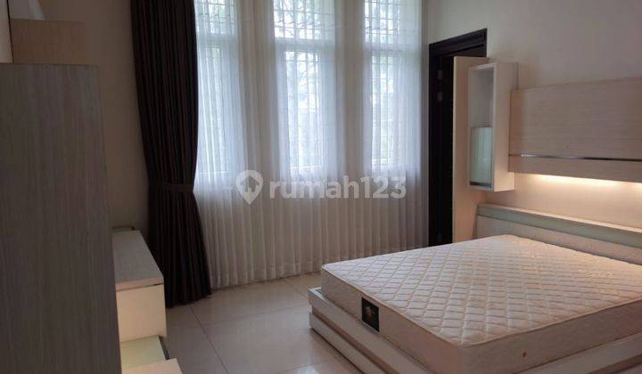 Rumah cantik larangtapa siap huni di kota baru Parahyangan 30