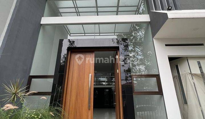 Jual Rumah setrasari kulon kota Bandung siap huni  1