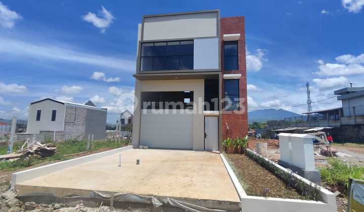 Di Jual Gudang Prosperity Bizpark Tipe C