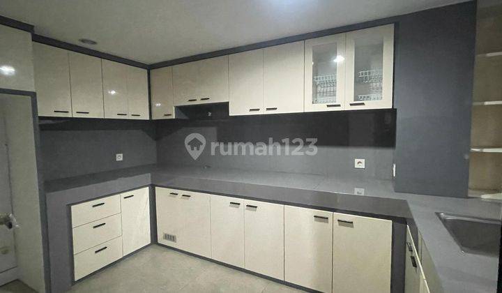 Di Jual Rumah Mewah Puat Kota Bandung Sayap Pasteur Dengan Kolam Renang 2