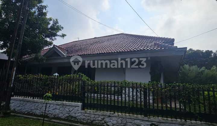 Dijual Rumah Nyaman Di Pusat Kota Di Daerah Cihapit 2