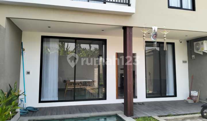 Disewakan Villa Asri Di Tumbak Bayuh Canggu