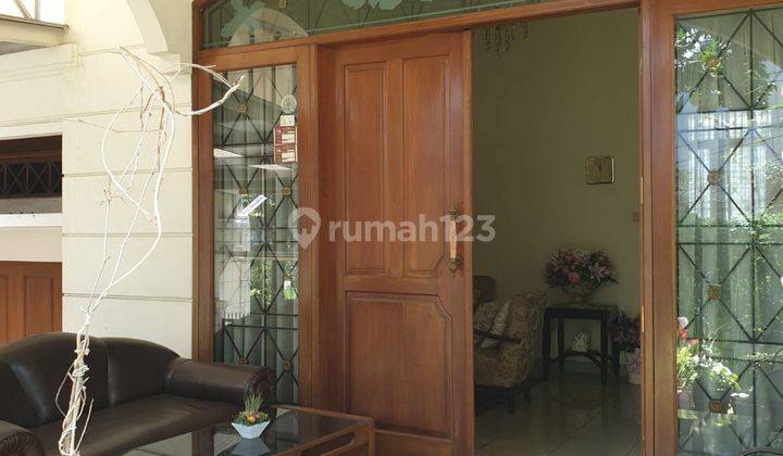 Dijual Rumah Lux Asri Semi Furnished Di Setra Murni 2